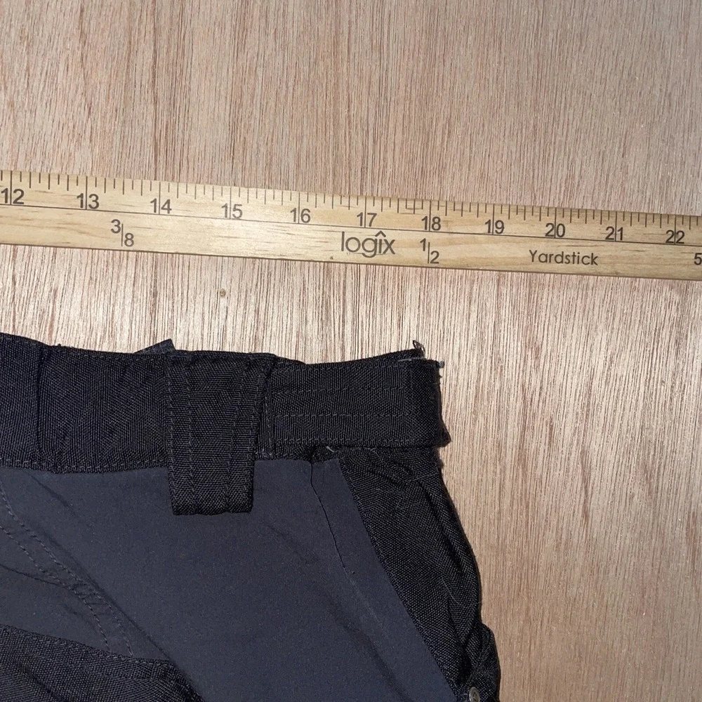 The North Face Mens MTB Shorts Size XL Black TNF FRRD Cargo Stretch Waist